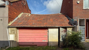 Plot for sale in St Georges photo